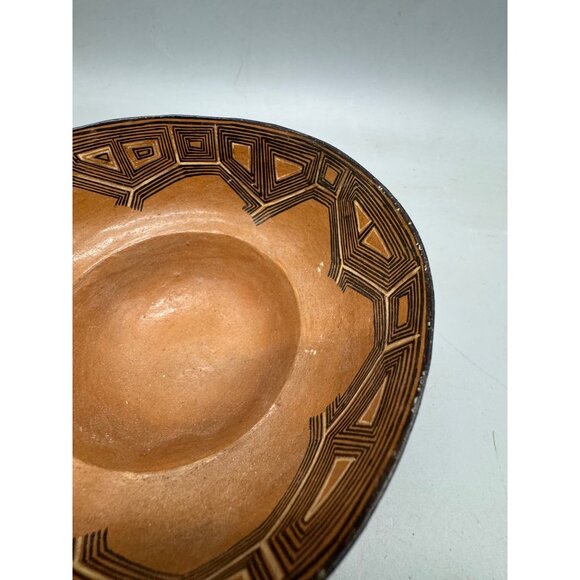 Handcrafted Geometric Pattern Terracotta Bowl 6x3" brown READ - Picture 6 of 9